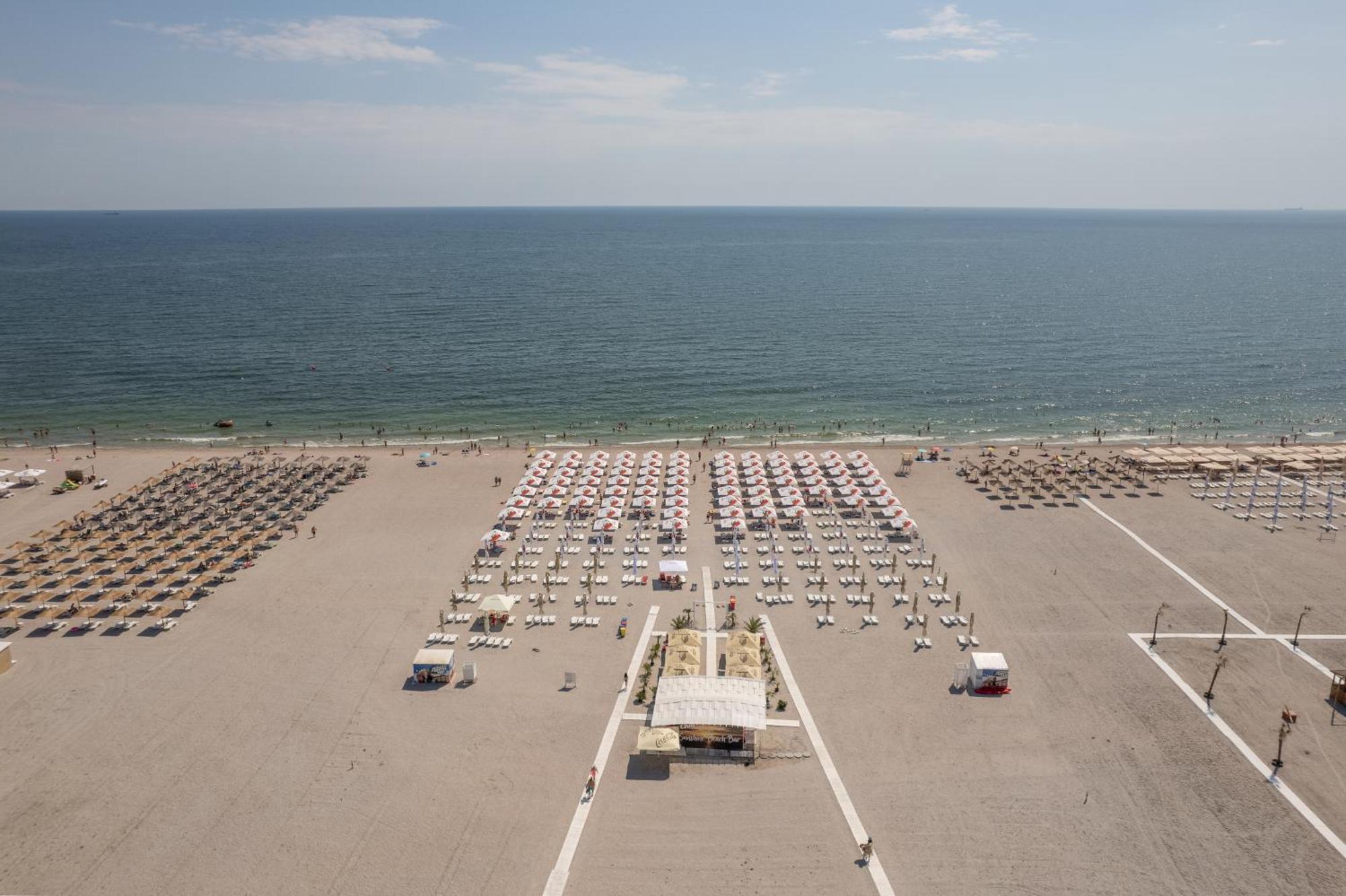 Hotel Comandor Mamaia Buitenkant foto