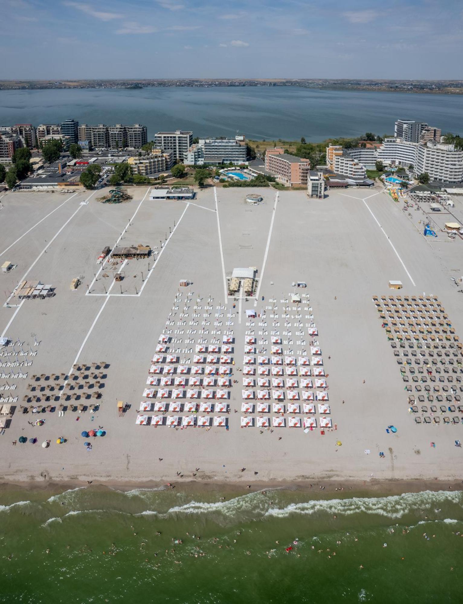 Hotel Comandor Mamaia Buitenkant foto