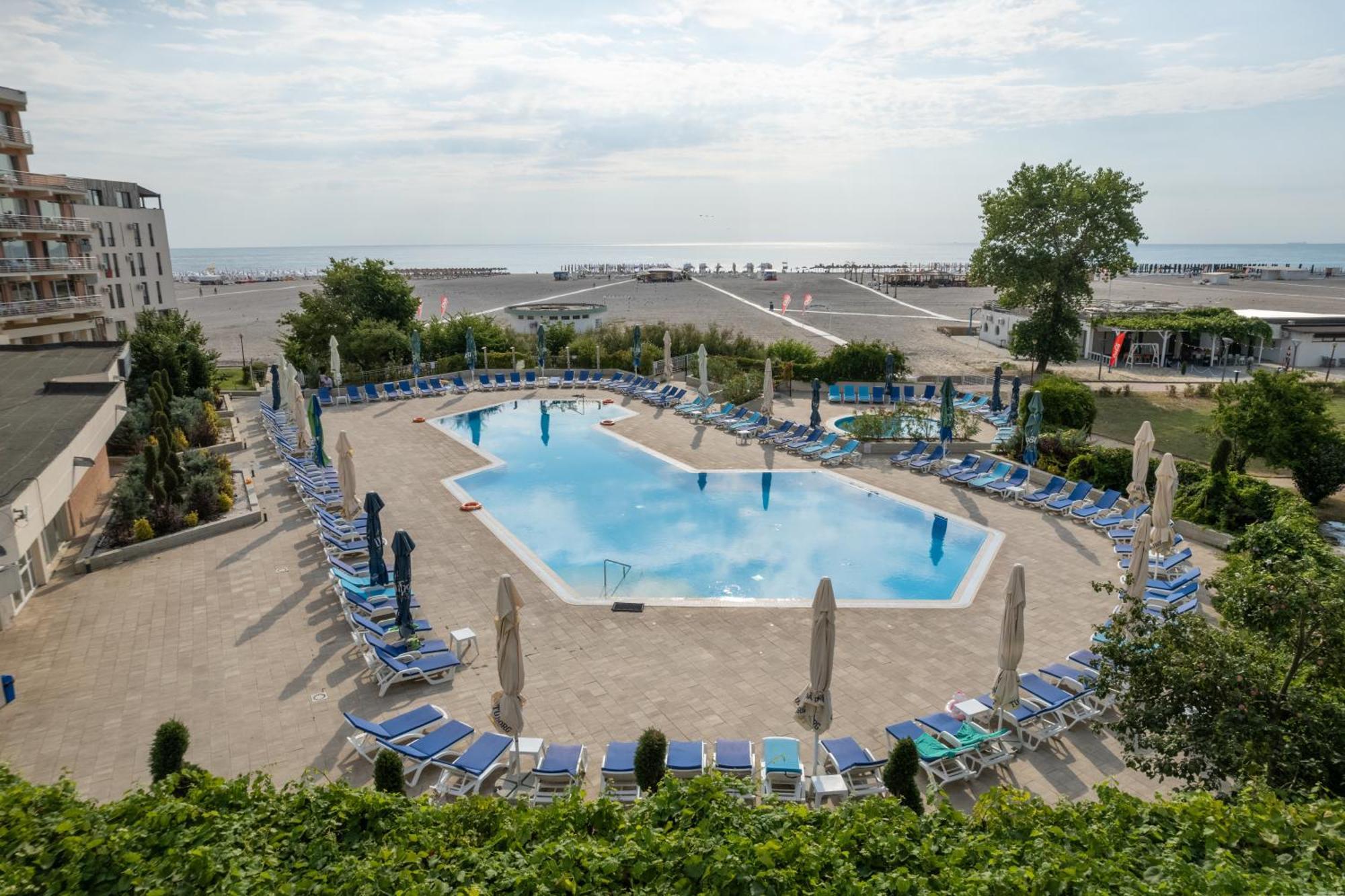 Hotel Comandor Mamaia Buitenkant foto