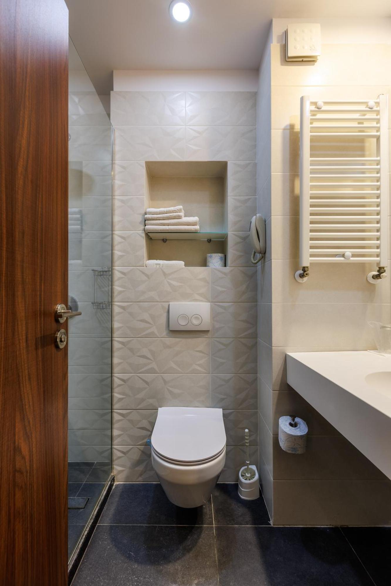 Hotel Comandor Mamaia Buitenkant foto