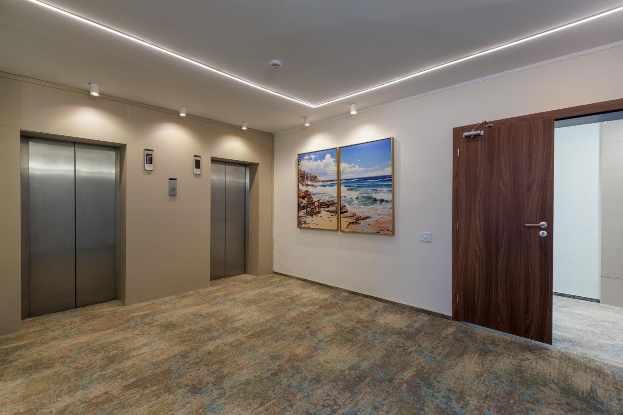 Hotel Comandor Mamaia Buitenkant foto