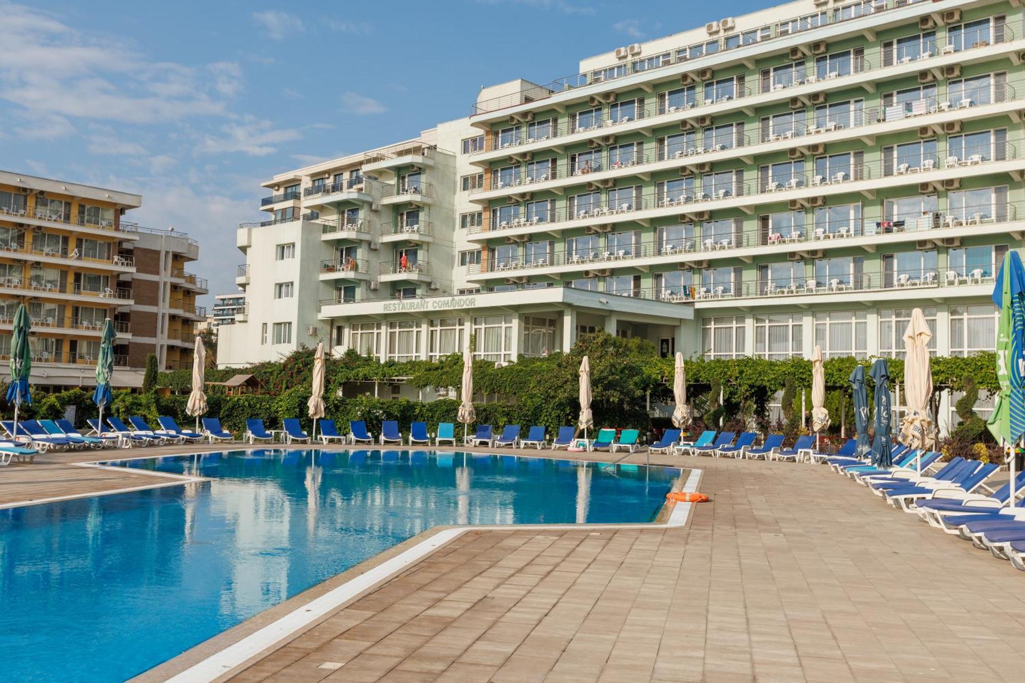 Hotel Comandor Mamaia Buitenkant foto