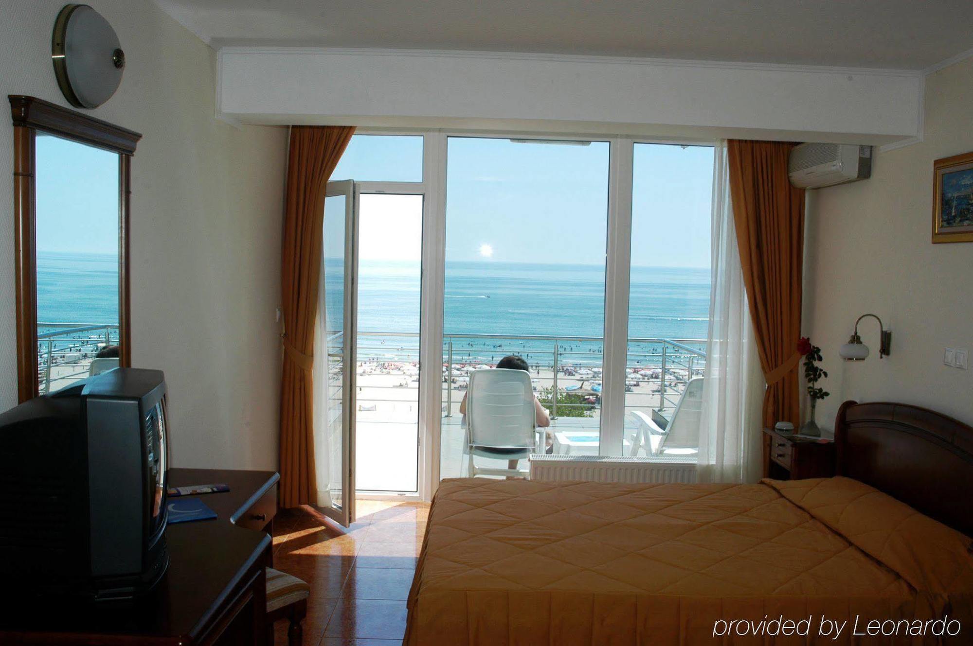 Hotel Comandor Mamaia Buitenkant foto